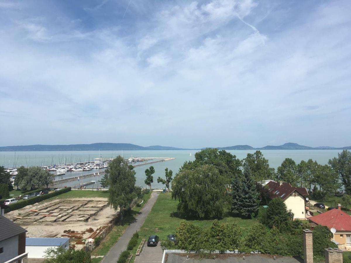Balatoni Retró Villa Balatonfenyves Exterior foto
